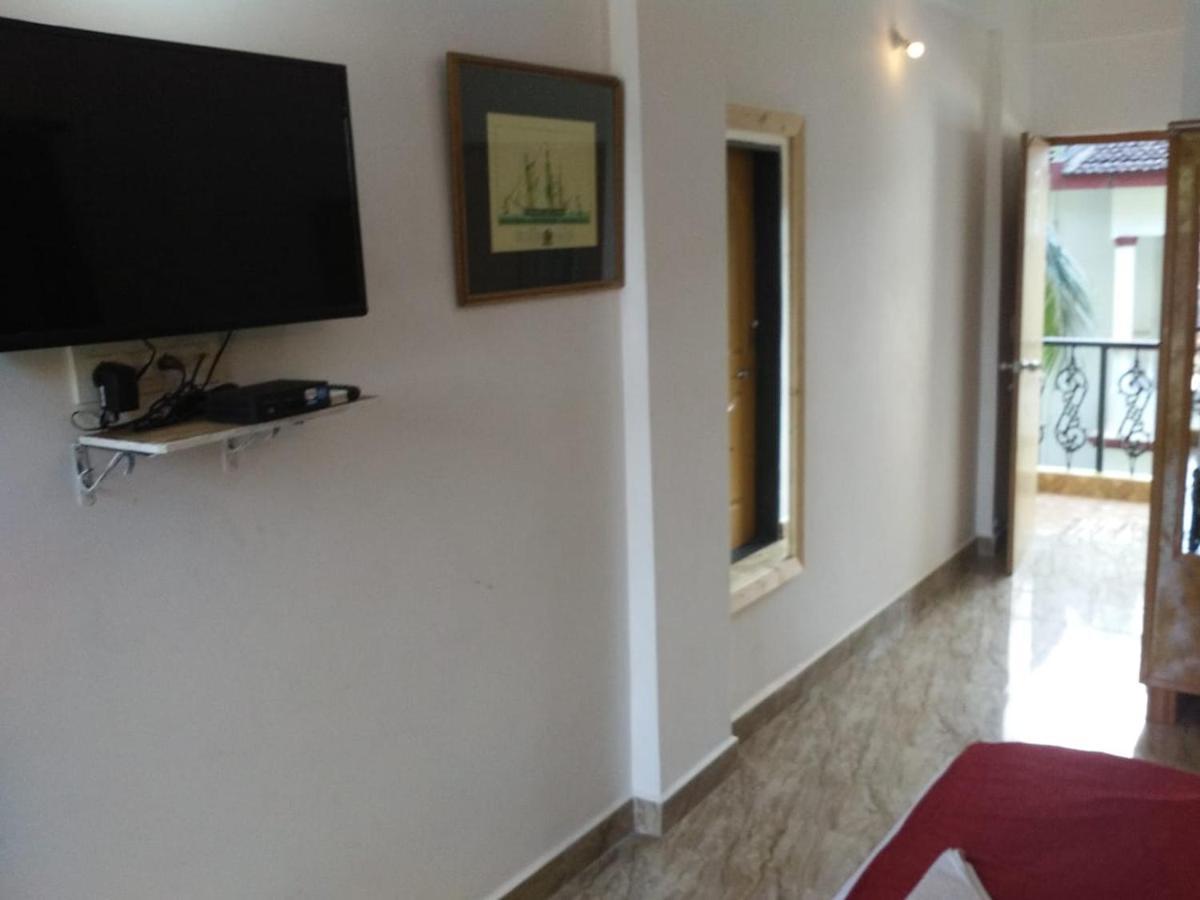Fullmoon Beach Place Candolim Exterior foto